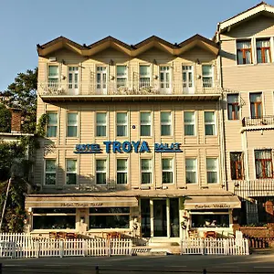 Troya Balat Hotell